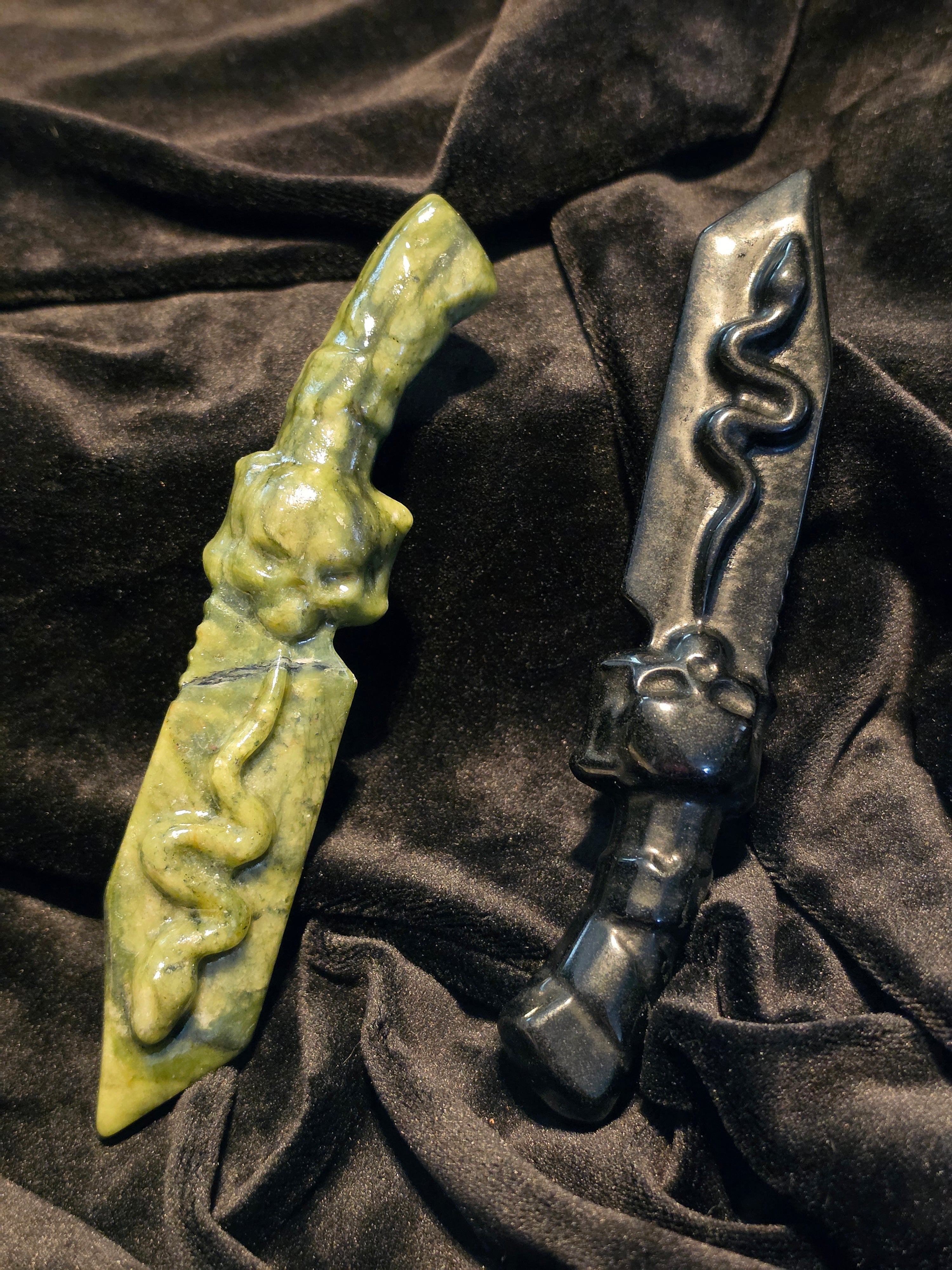 Crystal Knife w/ Skull & Snake